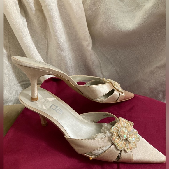 Women's MODA Pointed Toe Mules 6.5M NWOT - Picture 4 of 7